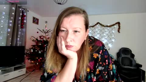 YOUR ELENA online show from December 19, 11:29 am