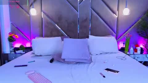 Carlaa online show from October 5, 5:31 pm