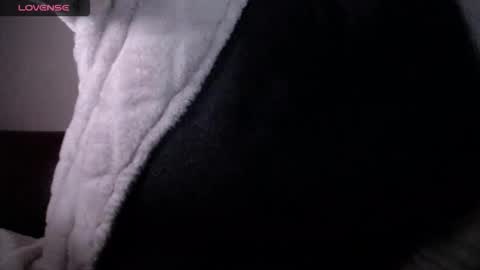 lenagolden online show from March 5, 12:58 pm