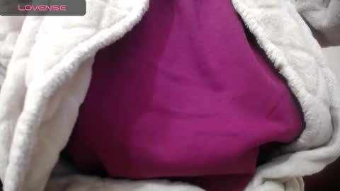 lenagolden online show from November 9, 11:46 am