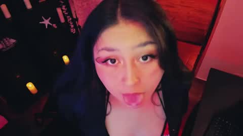 Lenna Kang online show from February 20, 5:33 am