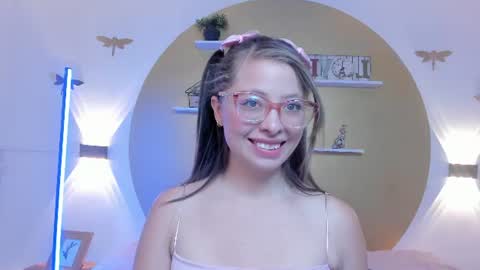 Lenna  online show from June 25, 11:26 am
