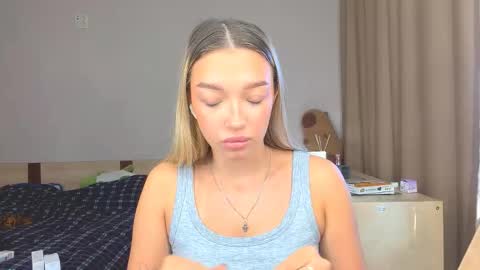 Leya online show from March 10, 5:45 am