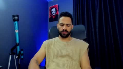 Snapshot of leo_diaz01 chatting on February 24, 2:58 pm Leo Diaz online show from February 24, 2:58 pm