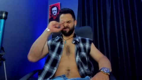 Snapshot of leo_diaz01 chatting on February 27, 11:15 pm Leo Diaz online show from February 27, 11:15 pm