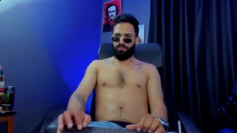 Snapshot of leo_diaz01 chatting on January 19, 11:00 pm Leo Diaz online show from January 19, 11:00 pm