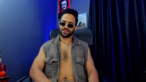 Snapshot of leo_diaz01 chatting on January 21, 8:32 pm Leo Diaz online show from January 21, 8:32 pm