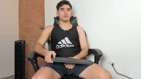 Leo Jones online show from December 19, 2:45 pm