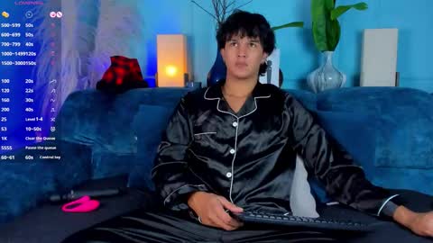 Leo online show from December 16, 3:46 am