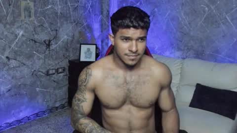 Leo independent model online show from September 26, 3:25 am