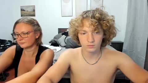 leo_wildd online show from September 23, 7:13 am