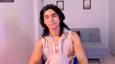 leo addams online show from January 13, 3:20 pm