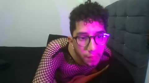 Leoh online show from October 11, 1:54 am