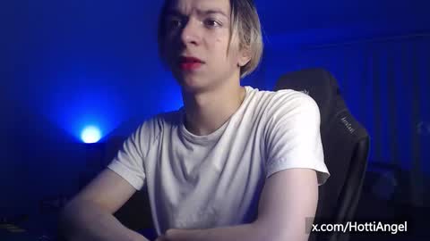 Snapshot of leon_yuugen chatting on September 23, 4:34 pm Leon online show from September 23, 4:34 pm