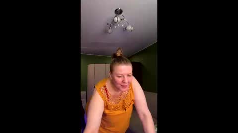 Leona tracie online show from June 7, 7:35 am