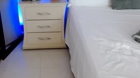 LUCY online show from February 14, 12:35 am