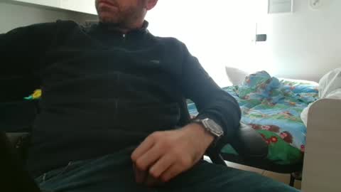 angel e sonia online show from November 13, 9:01 am