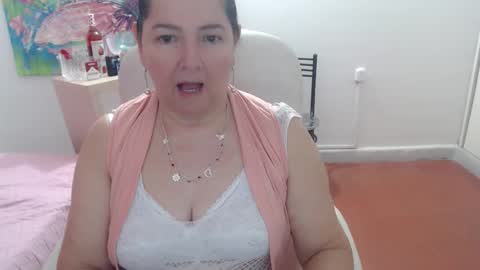 leonela   online show from October 14, 3:09 am