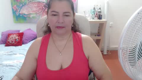 leonela   online show from March 11, 1:52 am