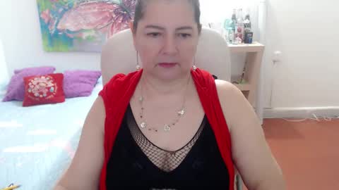 leonela   online show from March 4, 11:46 pm