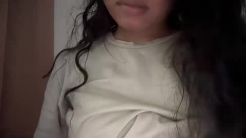 Jenn online show from May 13, 4:33 am