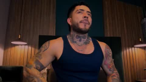 Snapshot of leosalvatore_ chatting on February 26, 3:35 am Leo Salvatore online show from February 26, 3:35 am