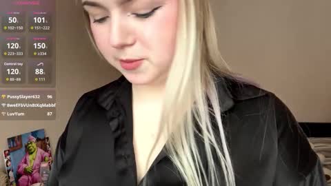 Hello everyone Im Lora Its my first day Were going to have fun together online show from February 19, 6:45 am