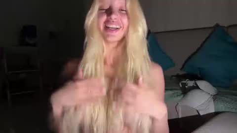 Lesi Join my fanclub before use my fanmenu online show from July 16, 1:53 am
