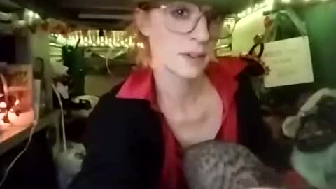 LesleyGumGrass- The Boring Trans girl online show from November 8, 10:07 am