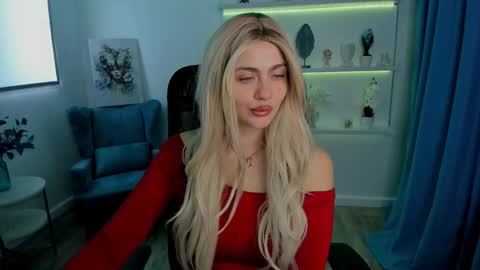 lesliemineg online show from September 29, 11:31 am