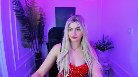 lesliemineg online show from October 10, 10:47 pm