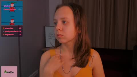 Lesly online show from December 18, 5:31 pm