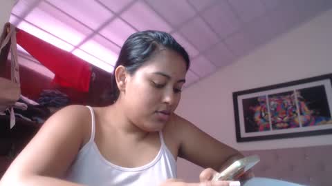 LeslyAndika online show from January 25, 5:08 pm