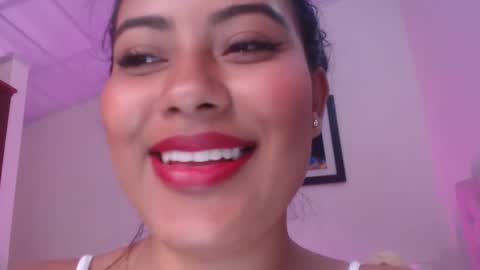 LeslyAndika online show from March 8, 6:26 pm