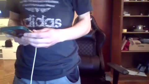 neoglo online show from July 14, 8:58 pm