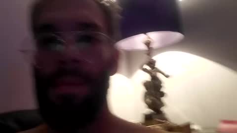 Le Tannant online show from February 26, 4:19 am