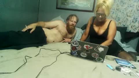 letsgetdirty1981 online show from December 16, 2:47 am