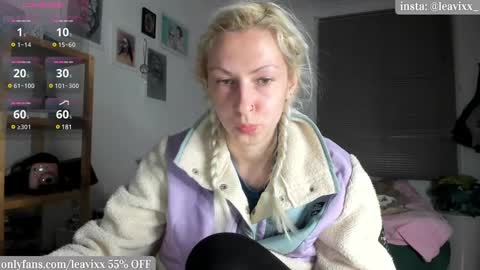 LeaVixx online show from March 11, 6:41 pm