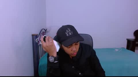      0600AM-1200PM - online show from October 30, 1:17 am