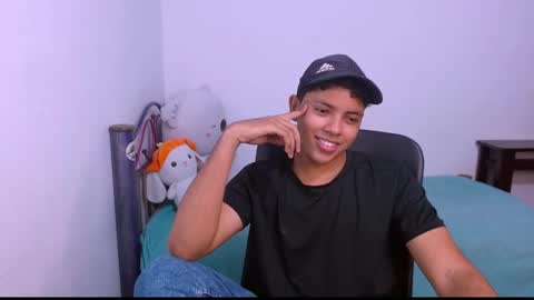      0600AM-1200PM - online show from November 2, 3:28 am