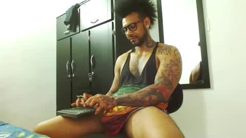 Lewis Strong online show from September 18, 7:07 pm