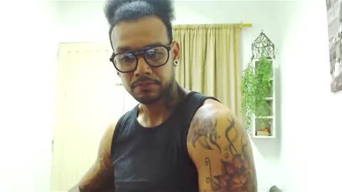 Lewis Strong online show from February 11, 10:50 pm