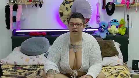 Lexi und Lex online show from November 26, 7:49 am