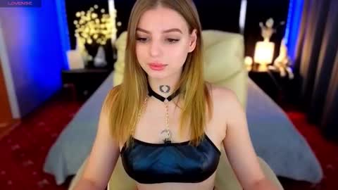 lexi_si online show from January 15, 7:50 am