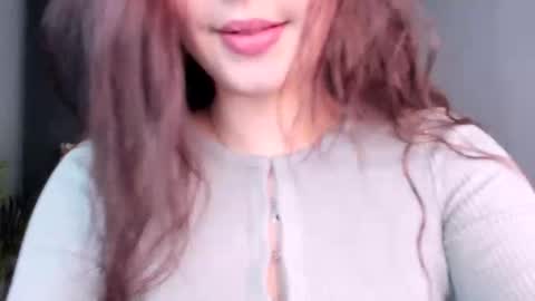 Vicki online show from October 20, 3:39 pm