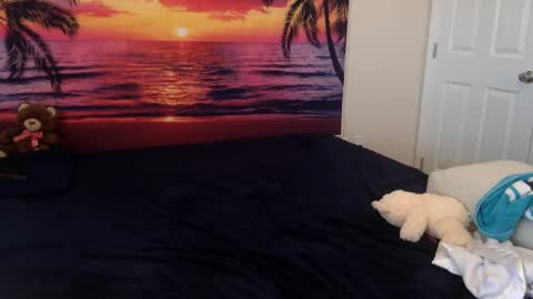 Alexia L. online show from September 17, 5:05 pm