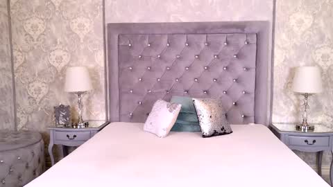 Lexi Riley online show from February 18, 6:26 am