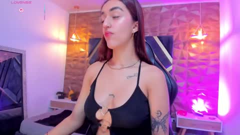 Snapshot of lexivie_ chatting on September 16, 11:19 pm lexivie_ online show from September 16, 11:19 pm