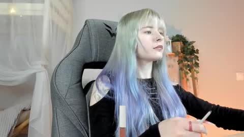 Lexi Wenford NO NUDE GODDESS online show from November 14, 3:31 am