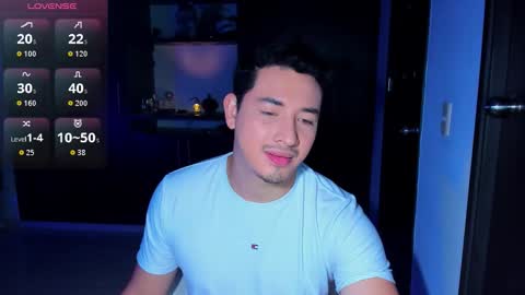 lexmiller18 online show from October 27, 6:13 am